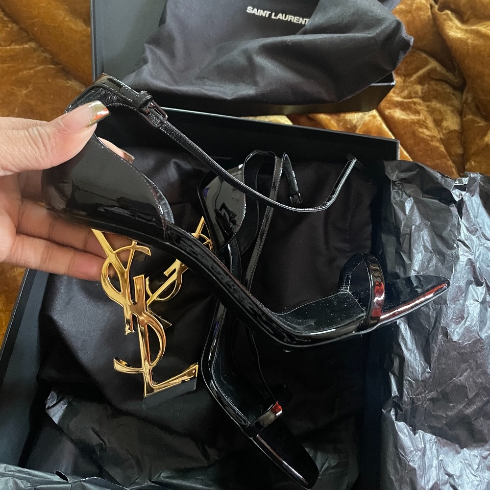 Black Opyum YSL heel